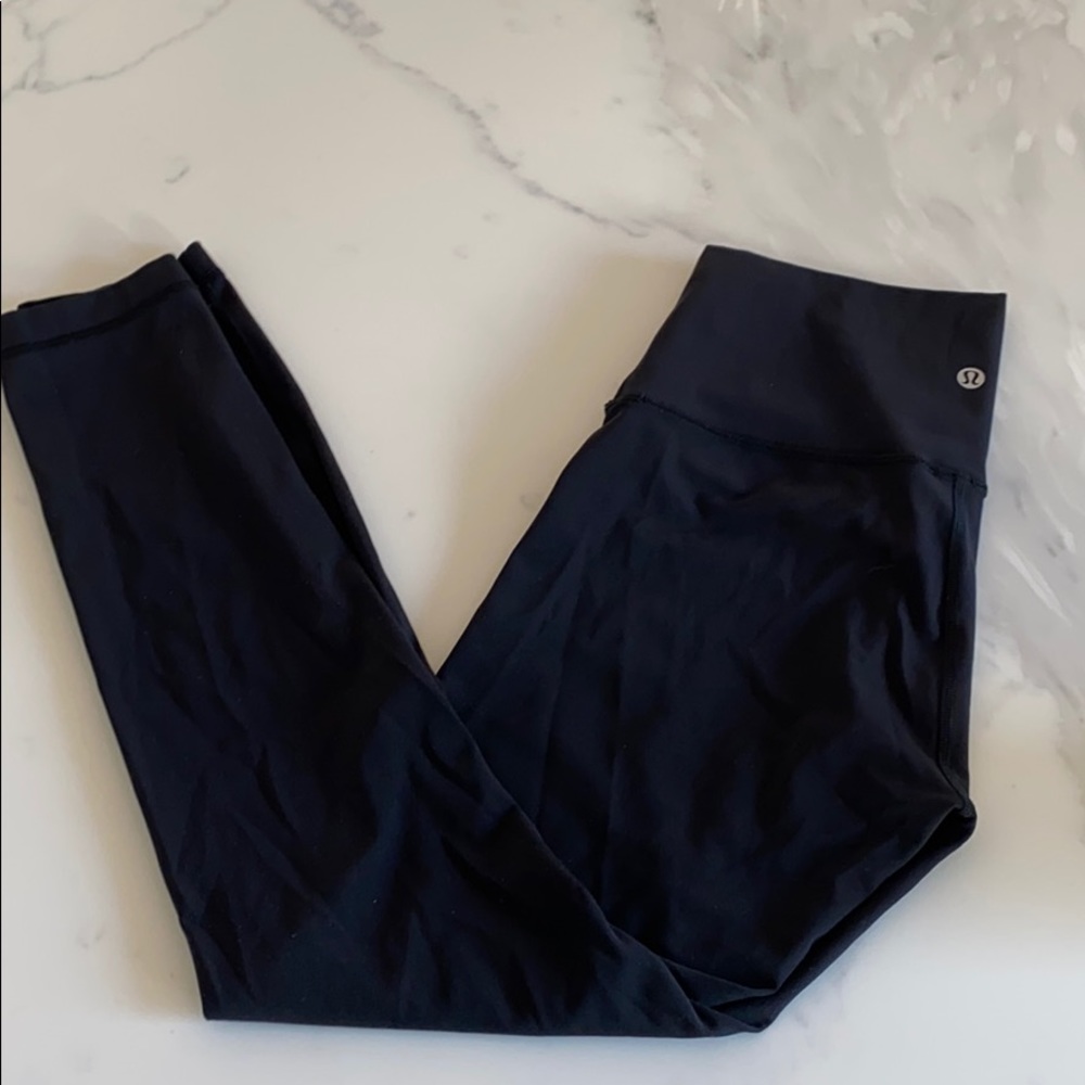 Lululemon Wonder Under 25” Size 6